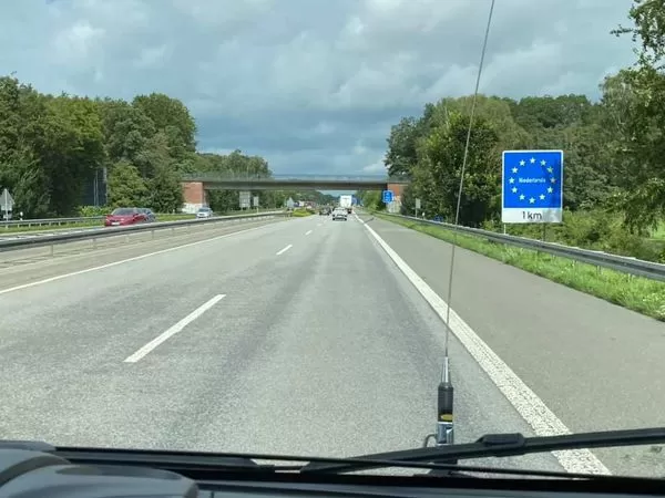 Olanda con ragazzi perfetta in ogni stagione