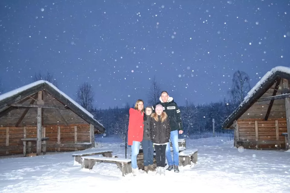 Lapponia in camper in inverno oltre il circolo polare artico a Rovaniemi