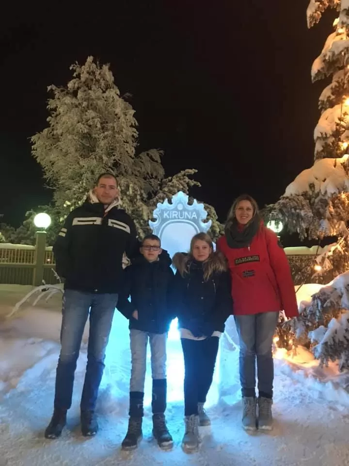 Lapponia in camper in inverno oltre il circolo polare artico a Rovaniemi