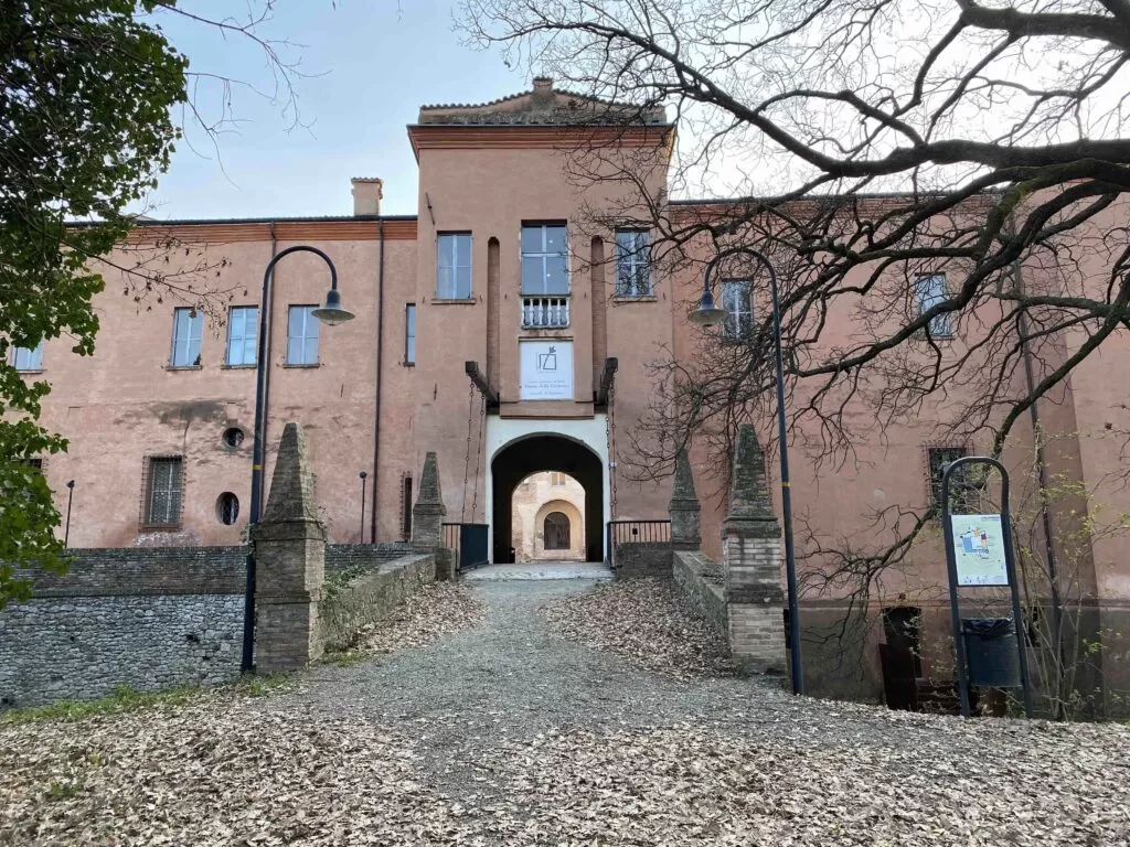 Museo Ferrari e Salse di Nirano