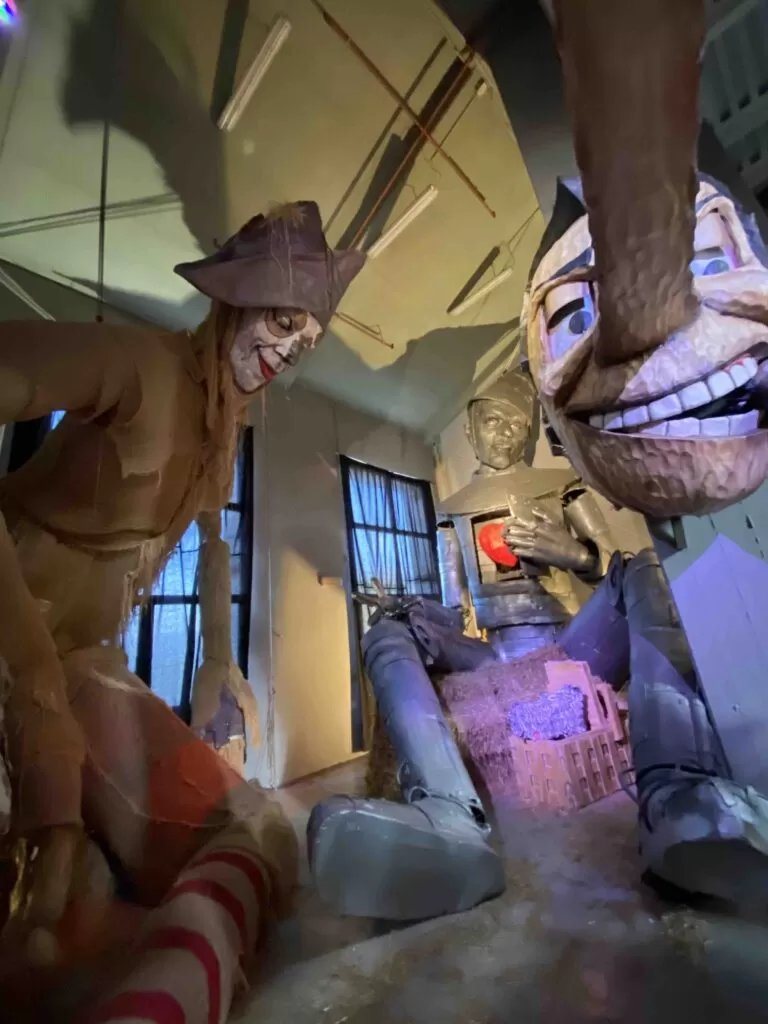 Carnevale di Viareggio e laboratorio di carta pesta