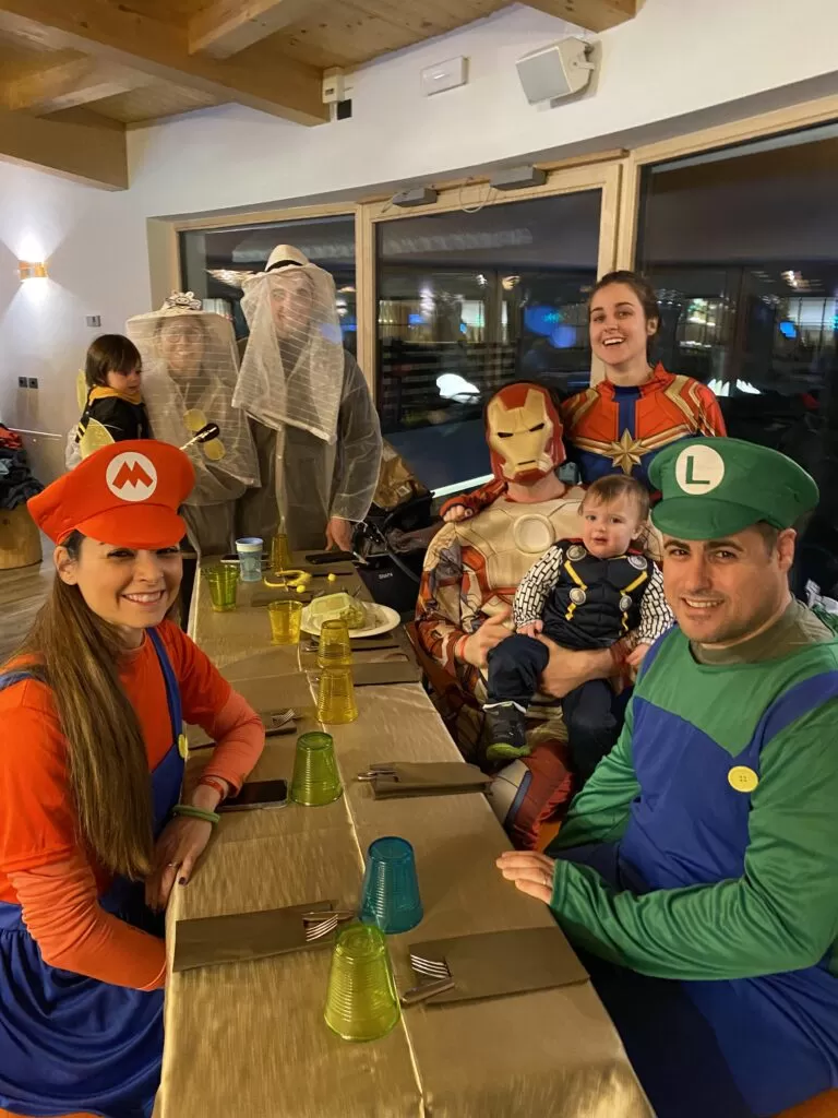 Festa di carnevale sulla Neve in Val di Fassa