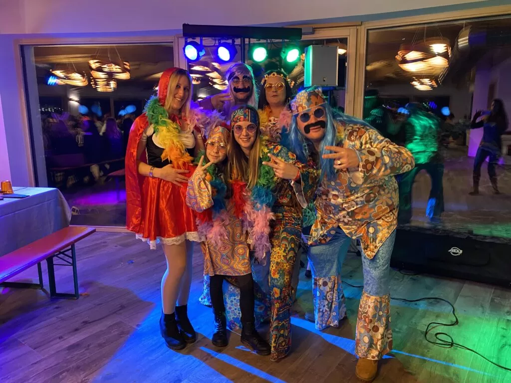 Festa di carnevale sulla Neve in Val di Fassa