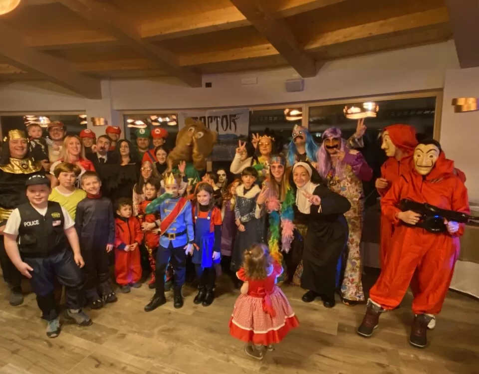 Festa di carnevale sulla Neve in Val di Fassa