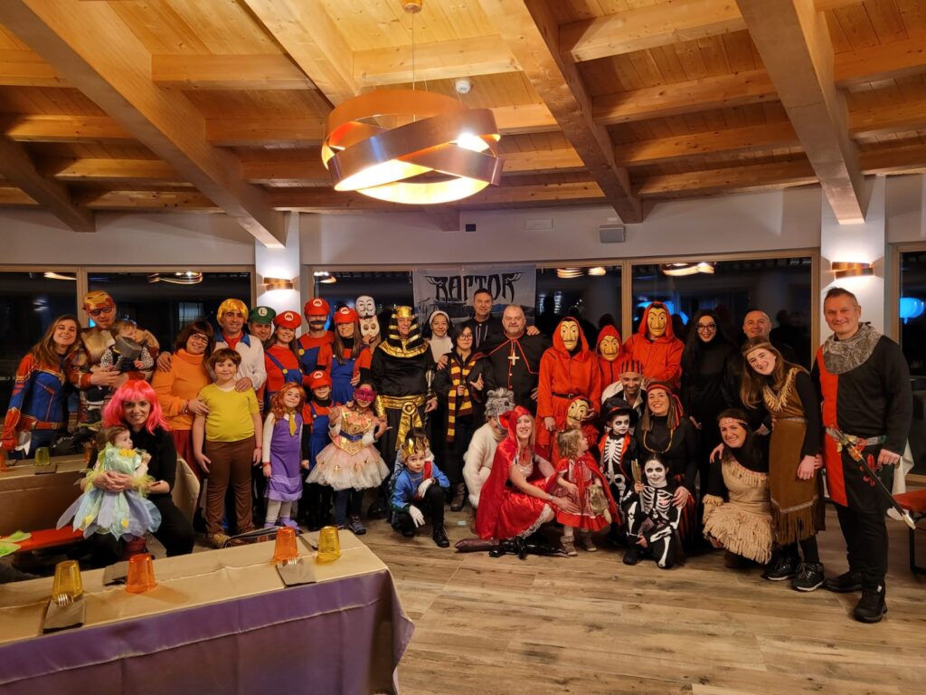 Festa di carnevale sulla Neve in Val di Fassa